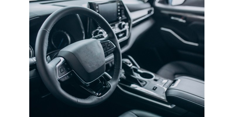 ЭБУ (Электронный Блок Управления) автомобиля: Мозг вашей машины — как он работает, ломается и как его «лечить»